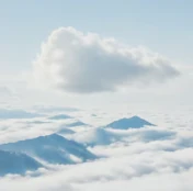 尔湾云机场品牌插画，云海之上的雪山